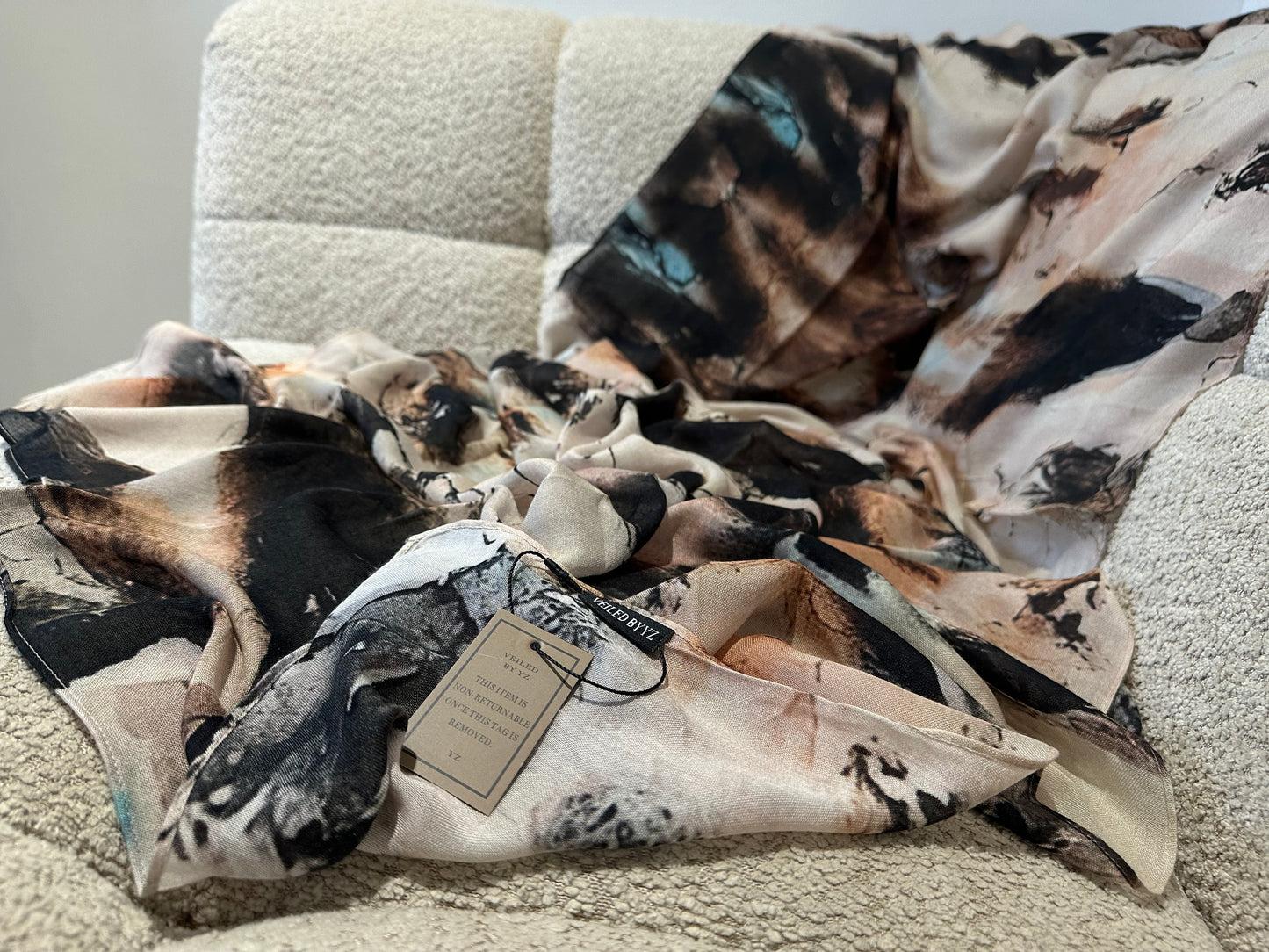 Blue/white/brown watercolour Modal