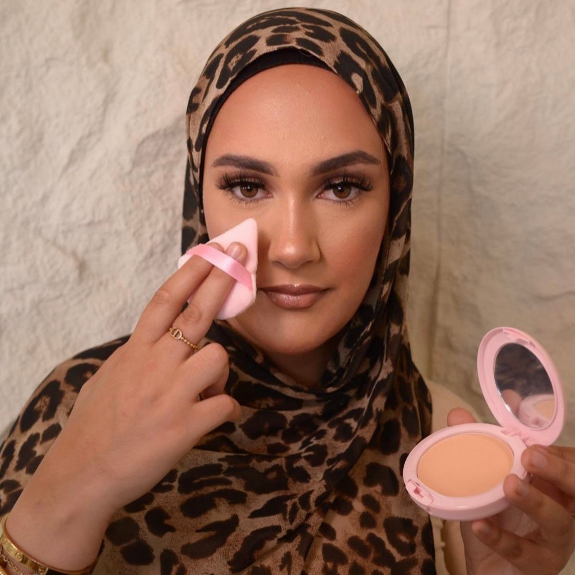 Pressed foundation powder