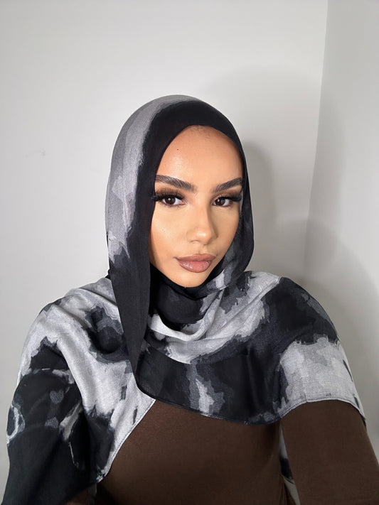 Black/grey marble Modal