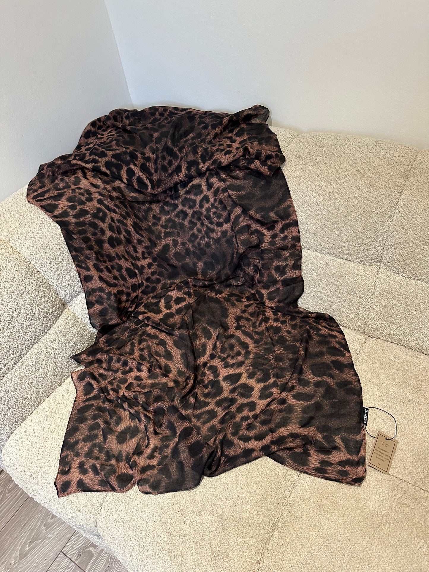 Leopard modal small print