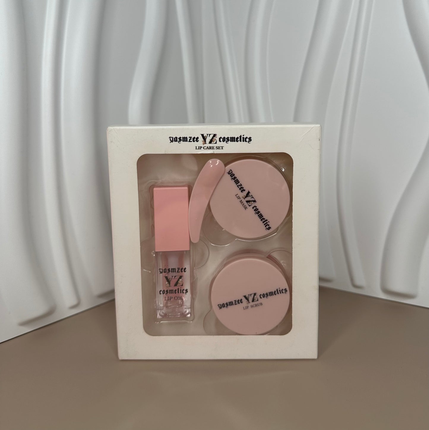 Lip care set
