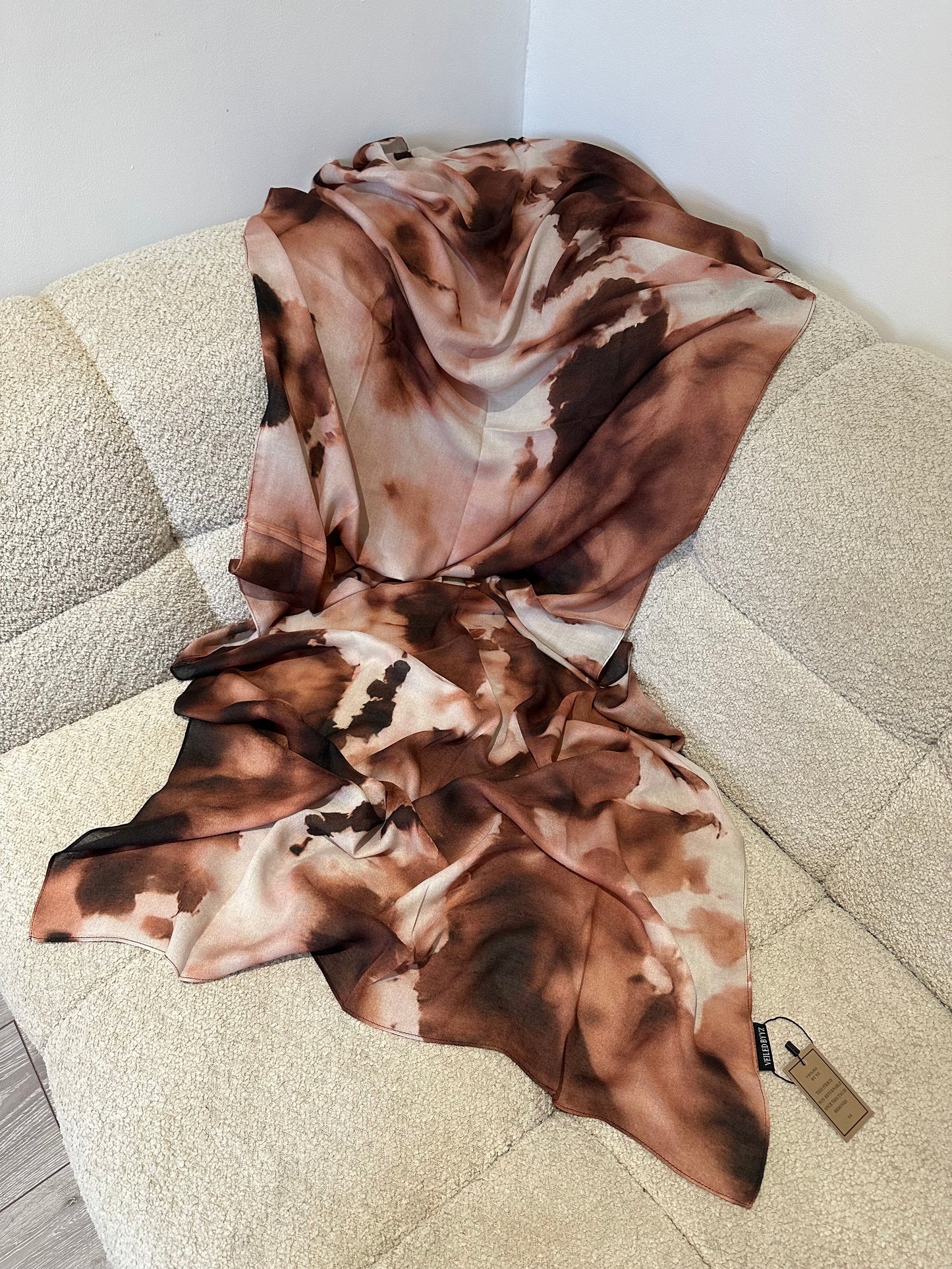 Brown/beige Marble Modal