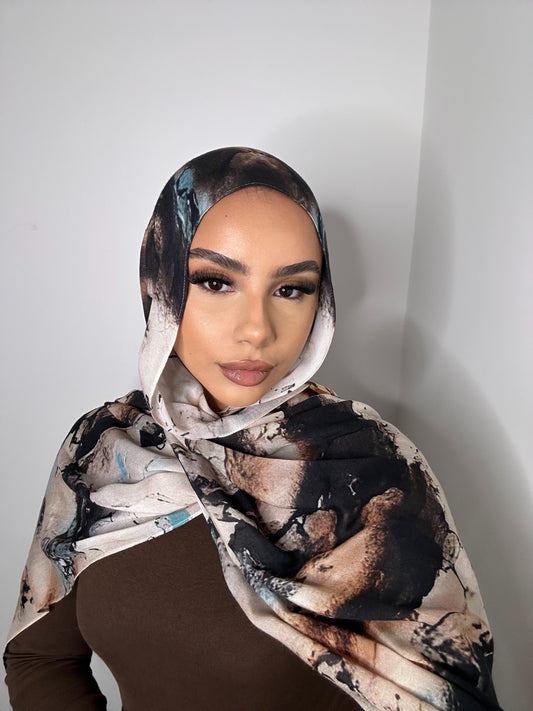 Blue/white/brown watercolour Modal